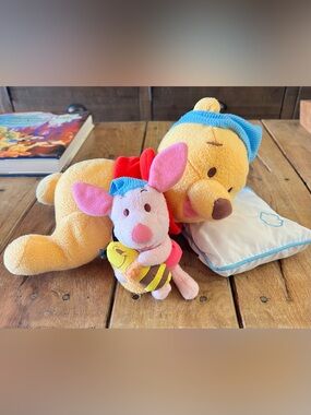 Vintage Fisher Price SOOTHER Winnie The Pooh Piglet Sing me to sleep 13” Tested